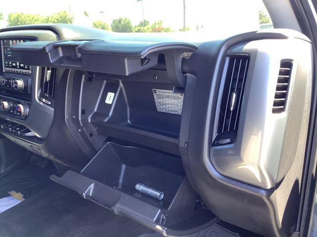 Used 2018 Chevrolet Silverado 1500 LT w/ All Star Edition RWD image 37