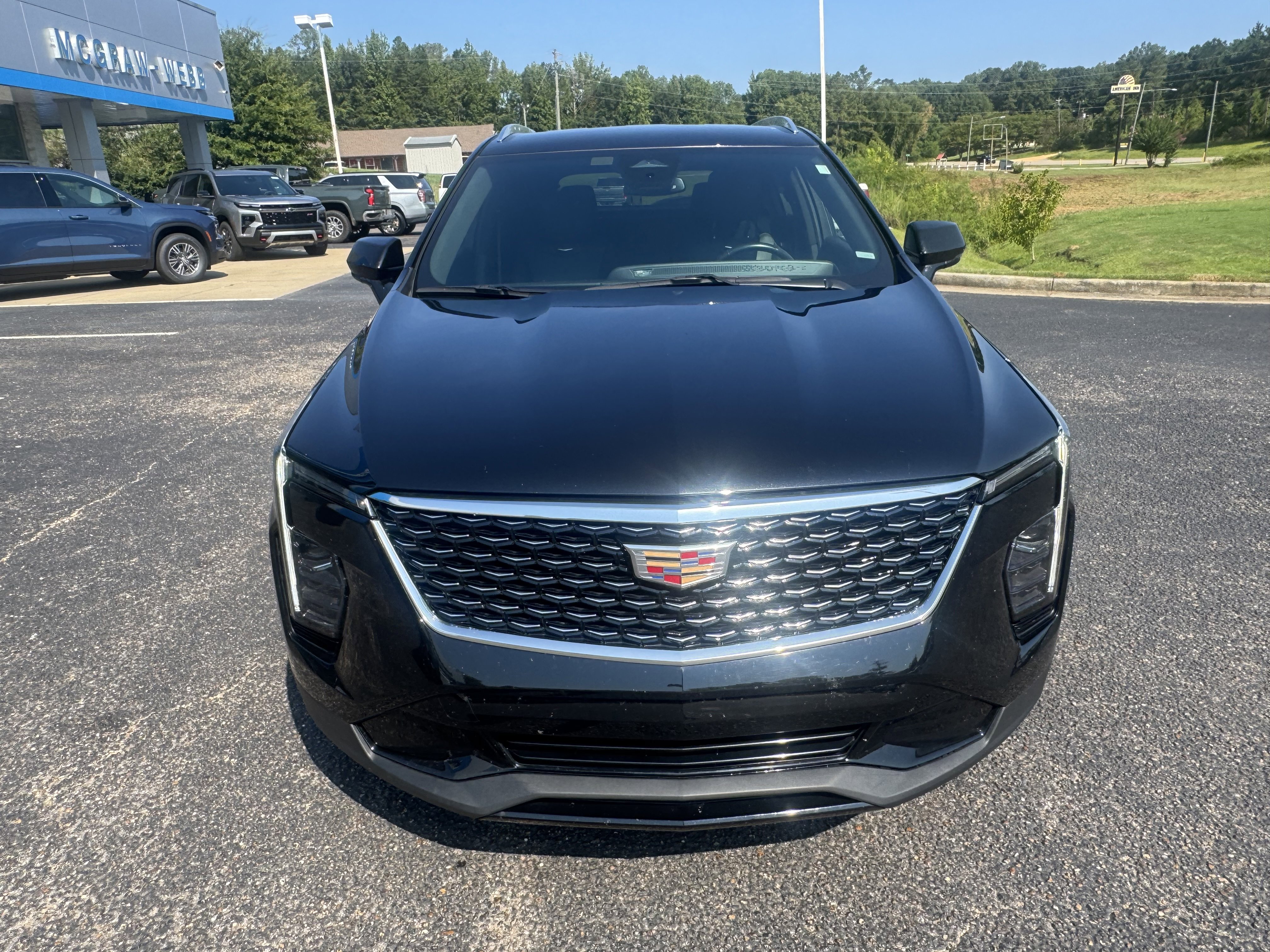 Used 2024 Cadillac XT4 Premium Luxury FWD image 5