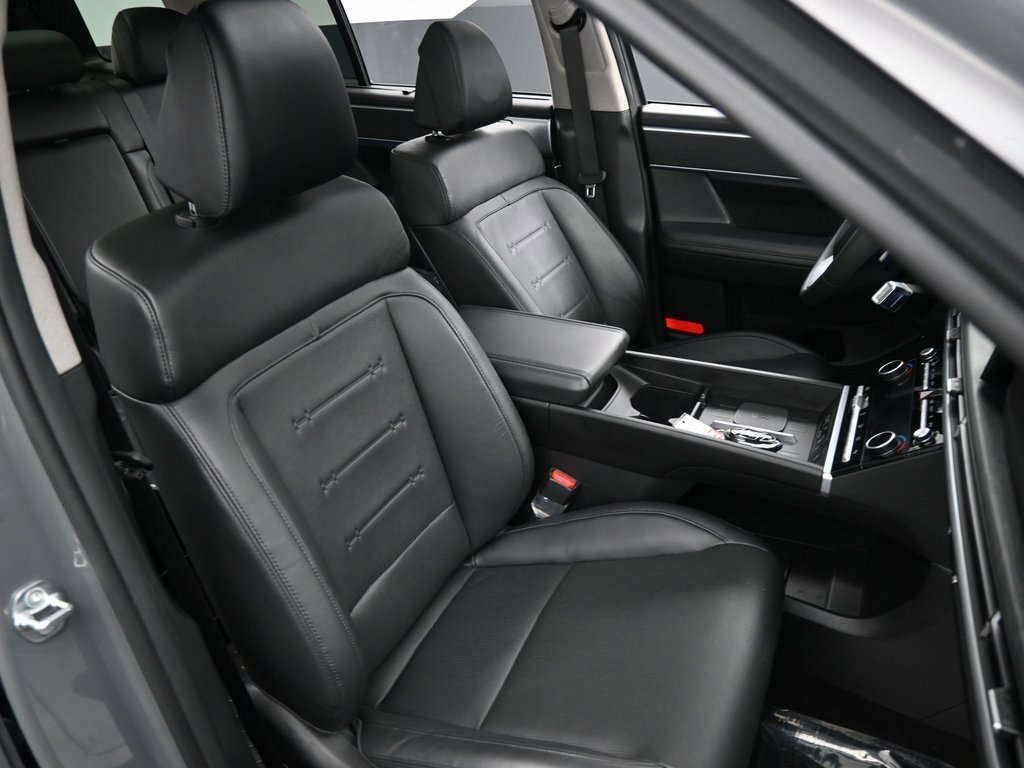 Used 2024 Hyundai Santa Fe Limited image 41