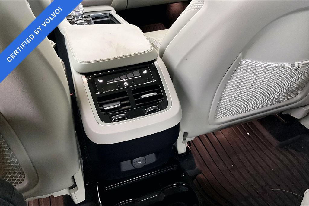 Used 2024 Volvo XC90 B6 Ultimate w/ Protection Package Premier AWD/4WD image 28
