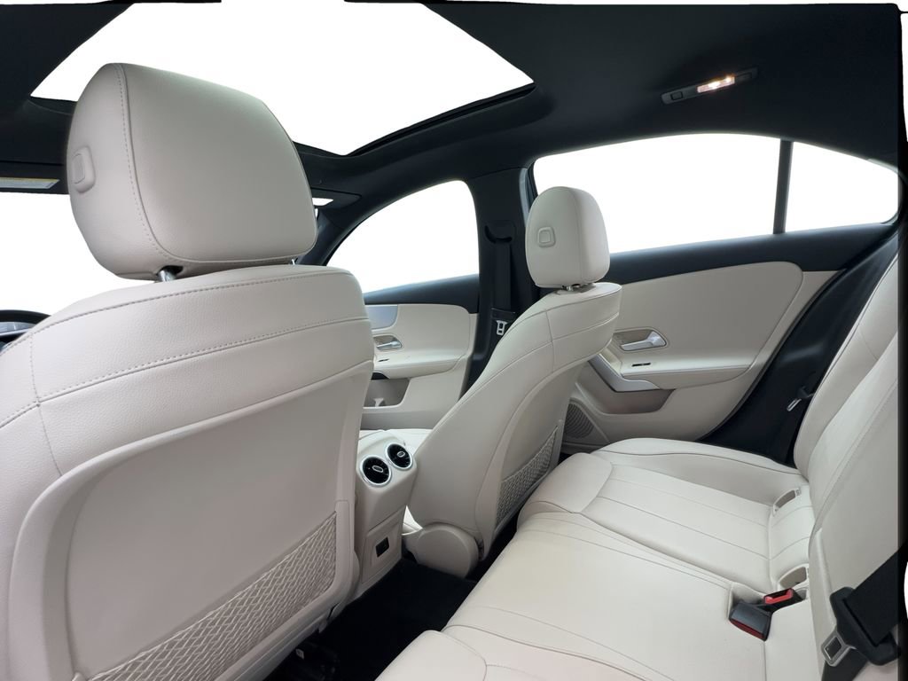 Used 2021 Mercedes-Benz A 220 4MATIC image 19