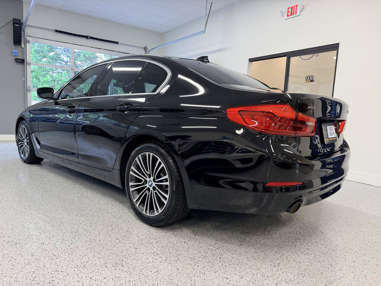Used 2019 BMW 530i xDrive AWD/4WD image 5