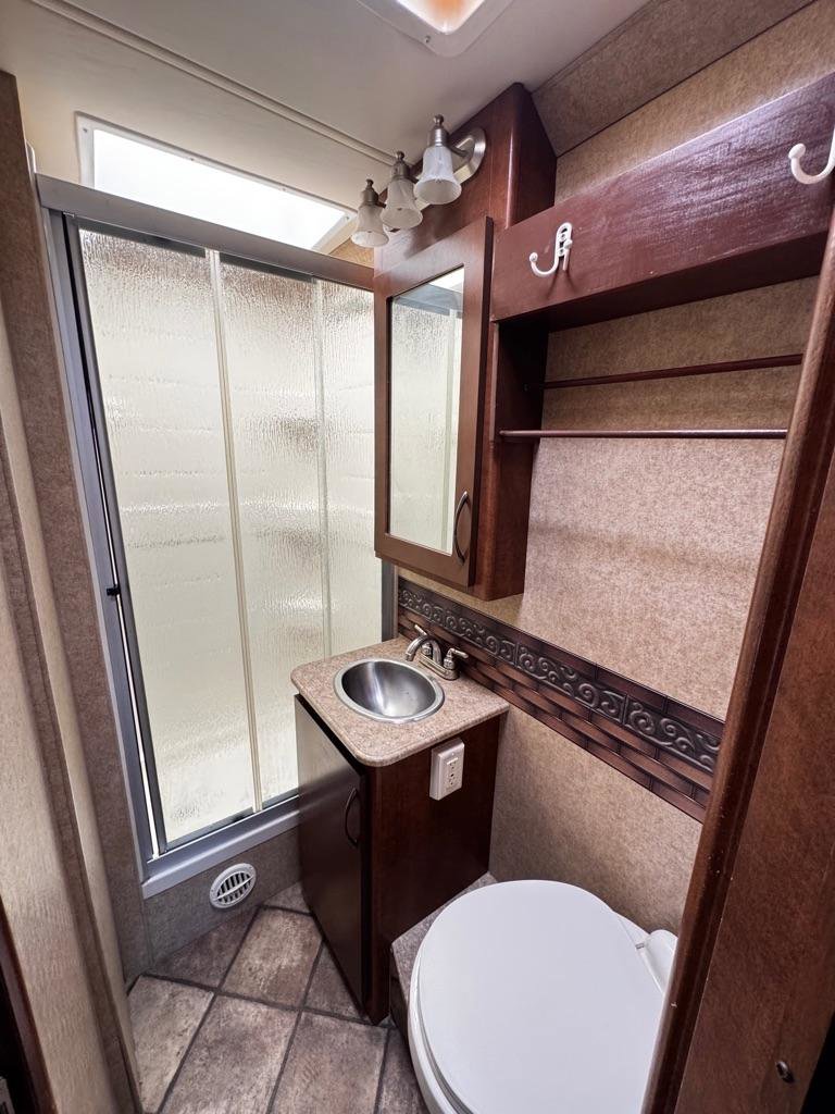 Used 2013 Mercedes-Benz Sprinter 3500 image 30