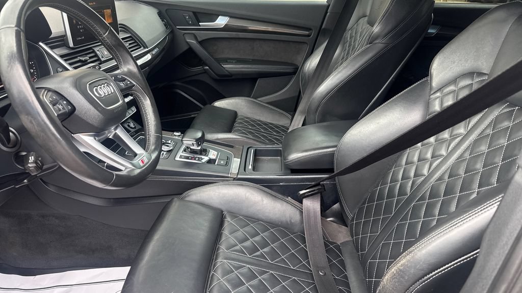 Used 2018 Audi SQ5 Prestige w/ Prestige Package AWD/4WD image 9