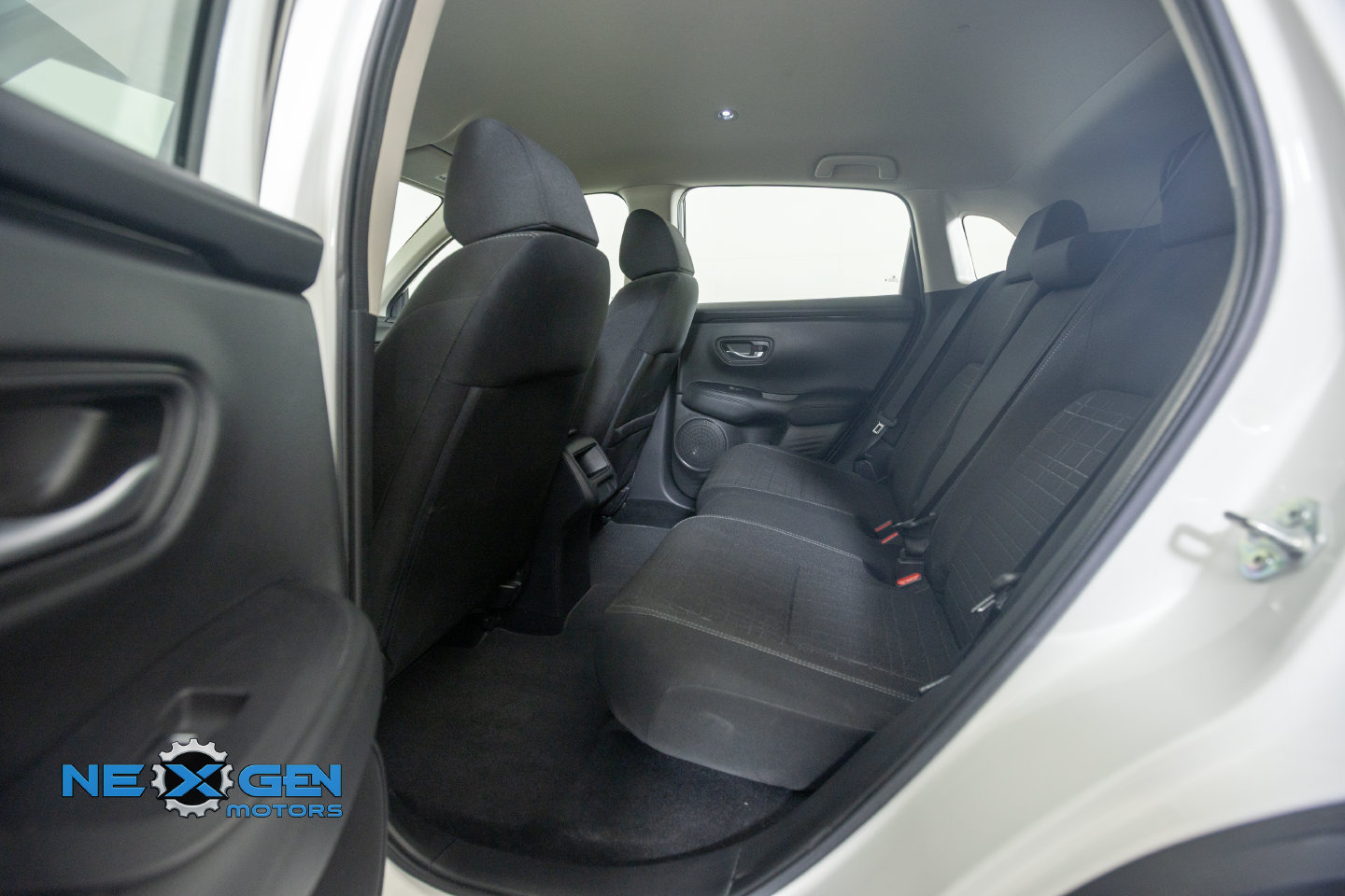 Used 2024 Honda HR-V LX image 30