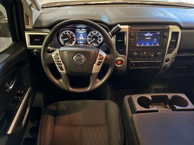 Used 2019 Nissan Titan SV image 18