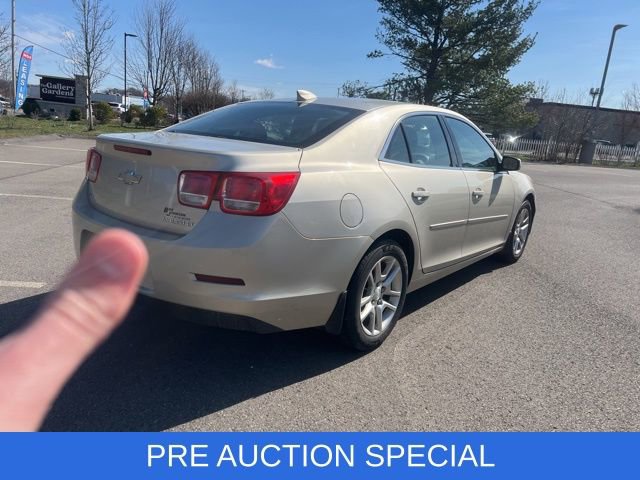 Used 2015 Chevrolet Malibu LT w/ Power Convenience Package image 6