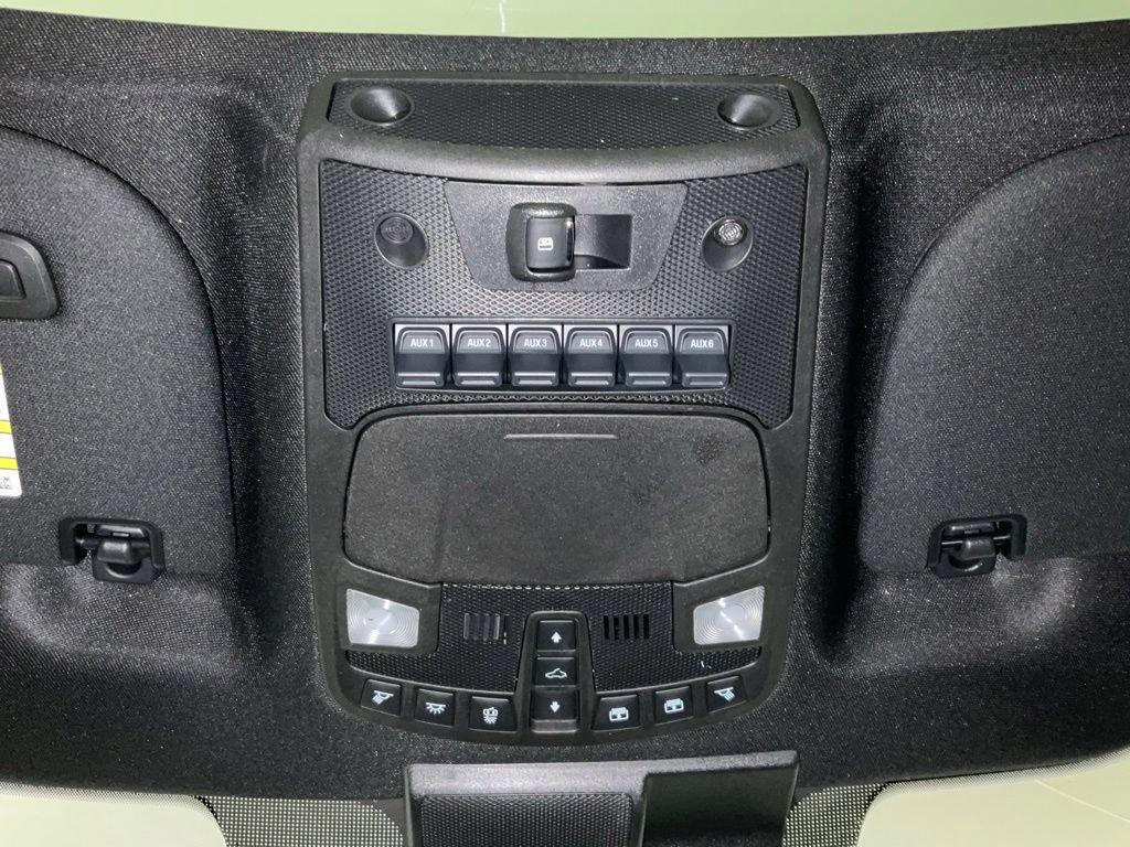 Certified 2021 Ford F350 Platinum w/ FX4 Off-Road Package AWD/4WD image 22