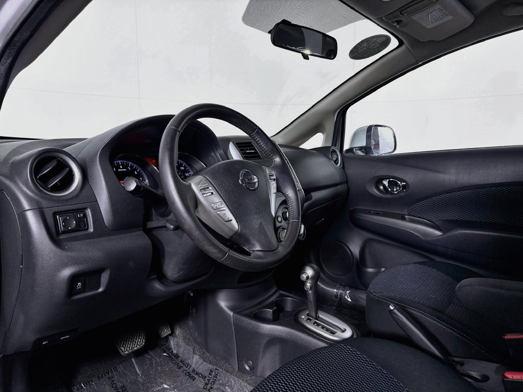 Used 2014 Nissan Versa Note SV FWD image 9