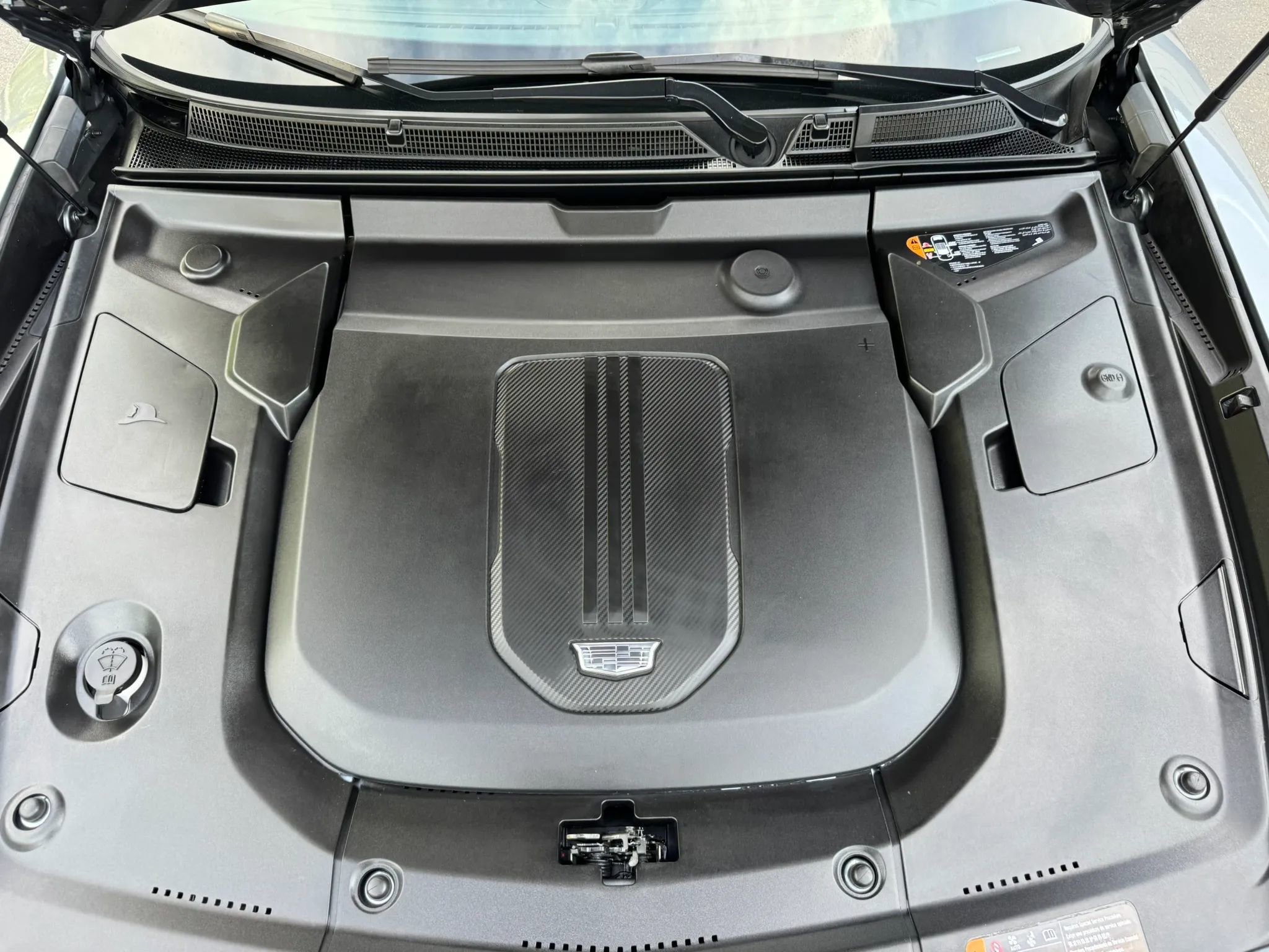 Used 2023 Cadillac Lyriq AWD image 28