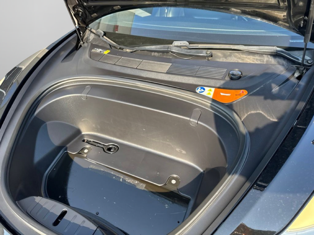 Used 2018 Tesla Model 3 Long Range RWD image 24
