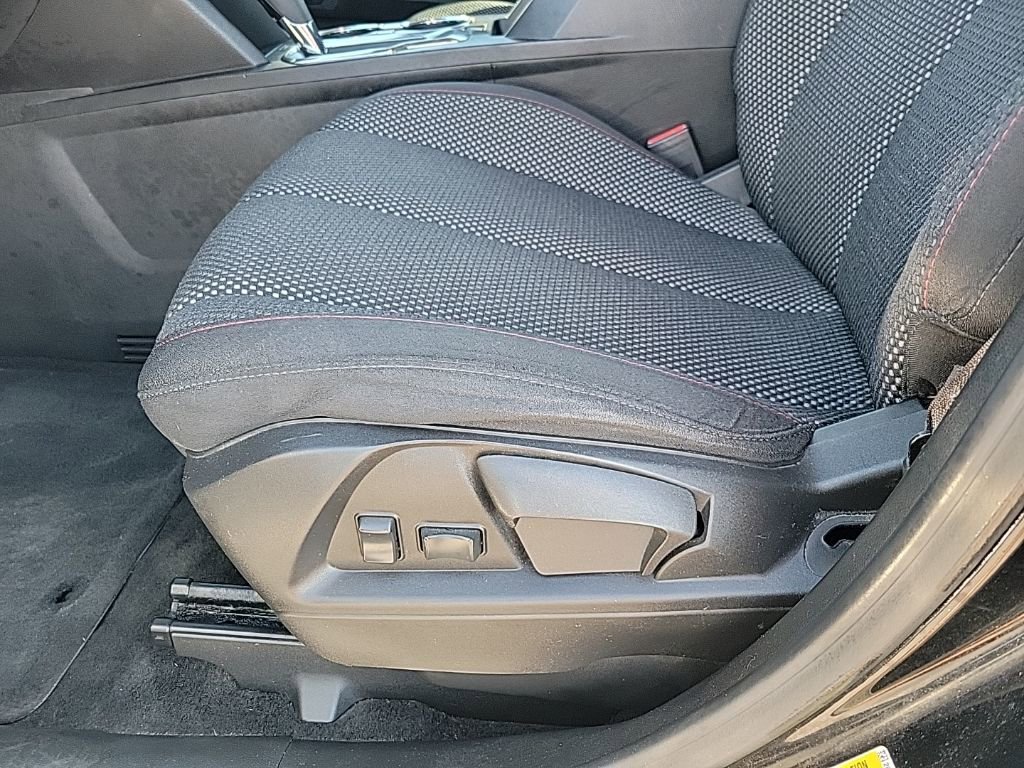 Used 2017 Chevrolet Equinox LS image 11