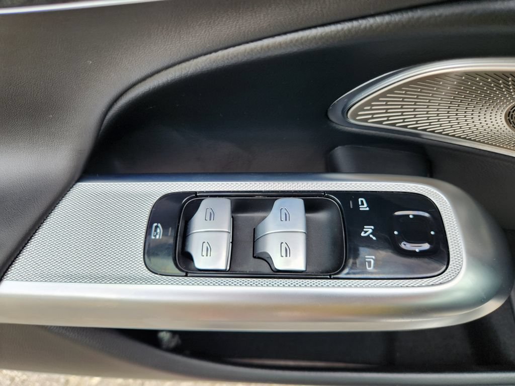 Certified 2025 Mercedes-Benz E 53 AMG e 4MATIC Sedan image 17