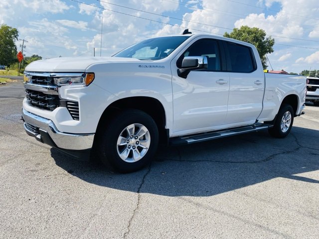 Used 2024 Chevrolet Silverado 1500 LT w/ Protection Package image 4