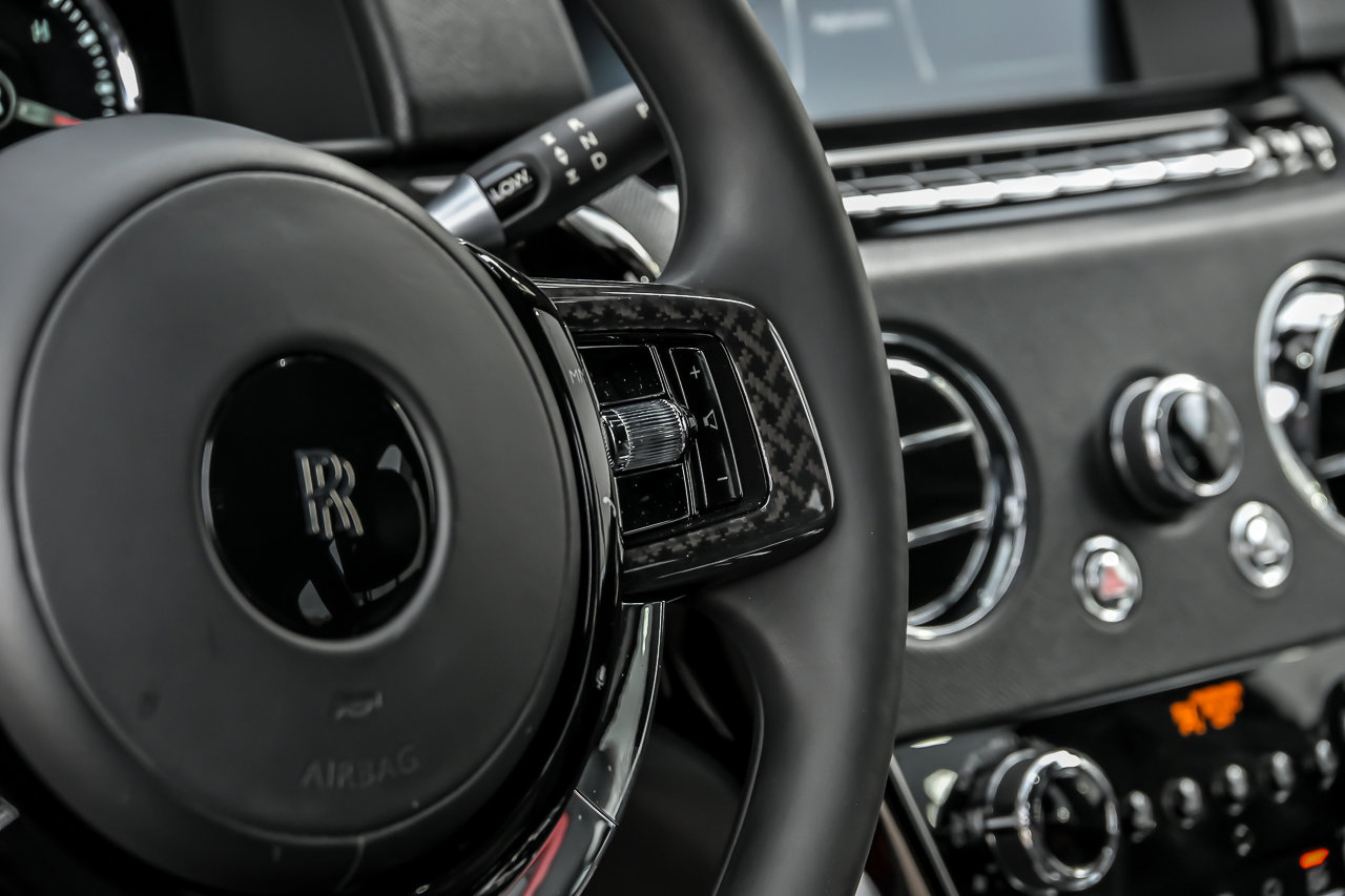 Used 2021 Rolls-Royce Cullinan Black Badge AWD/4WD image 33