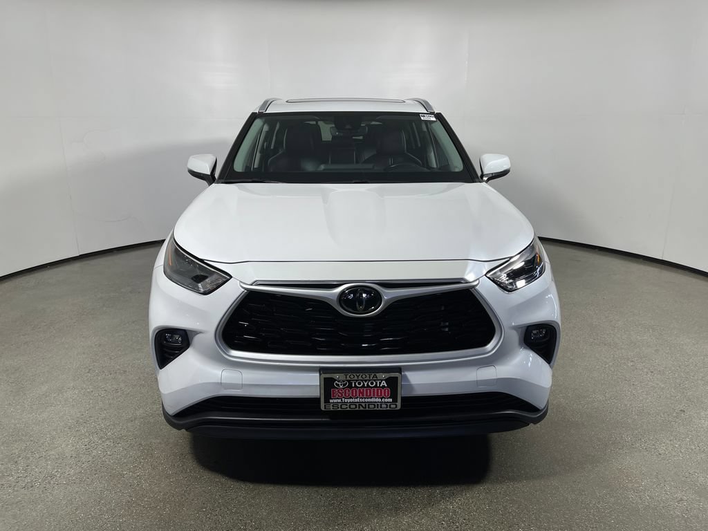 Used 2023 Toyota Highlander XLE FWD image 8
