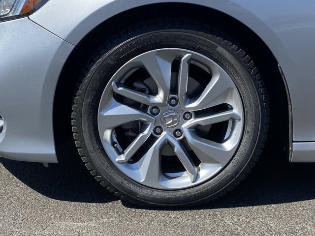 Certified 2018 Honda Accord LX image 7