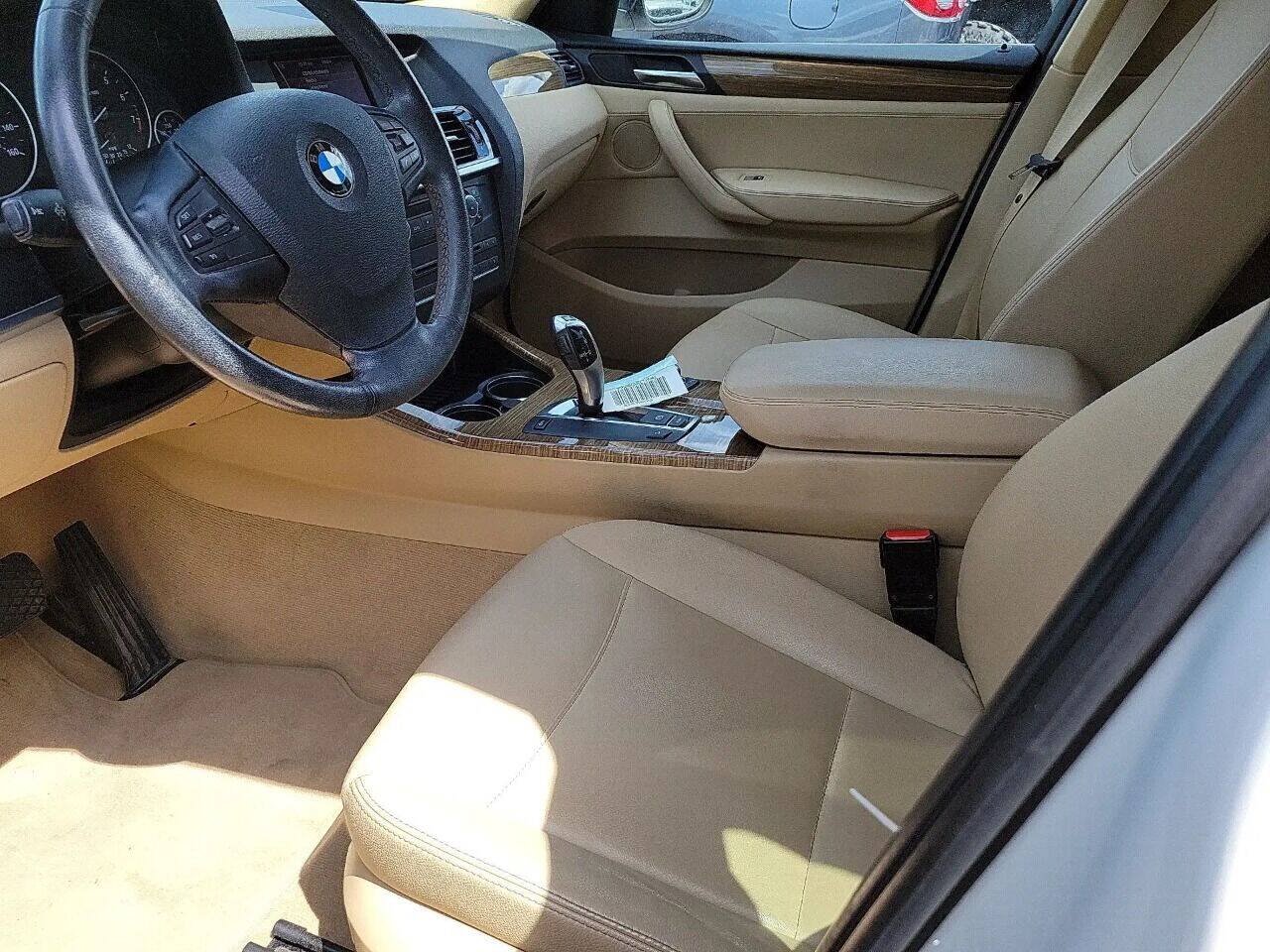 Used 2012 BMW X3 xDrive28i AWD/4WD image 2