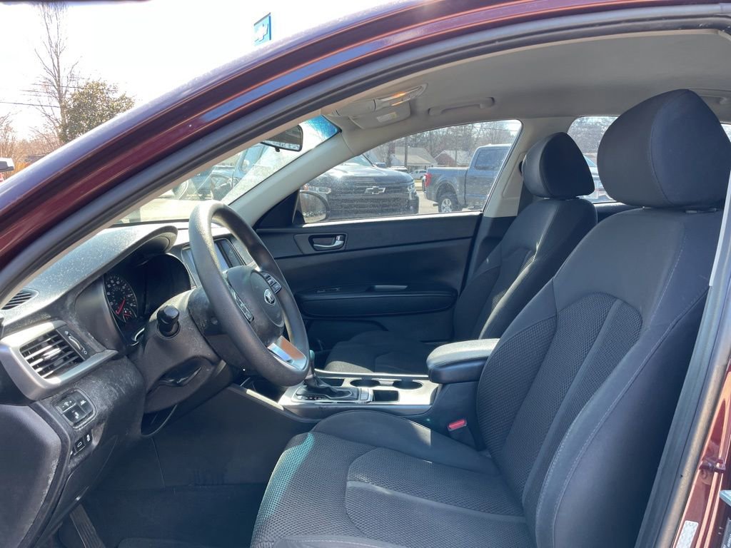 Used 2019 Kia Optima LX image 10