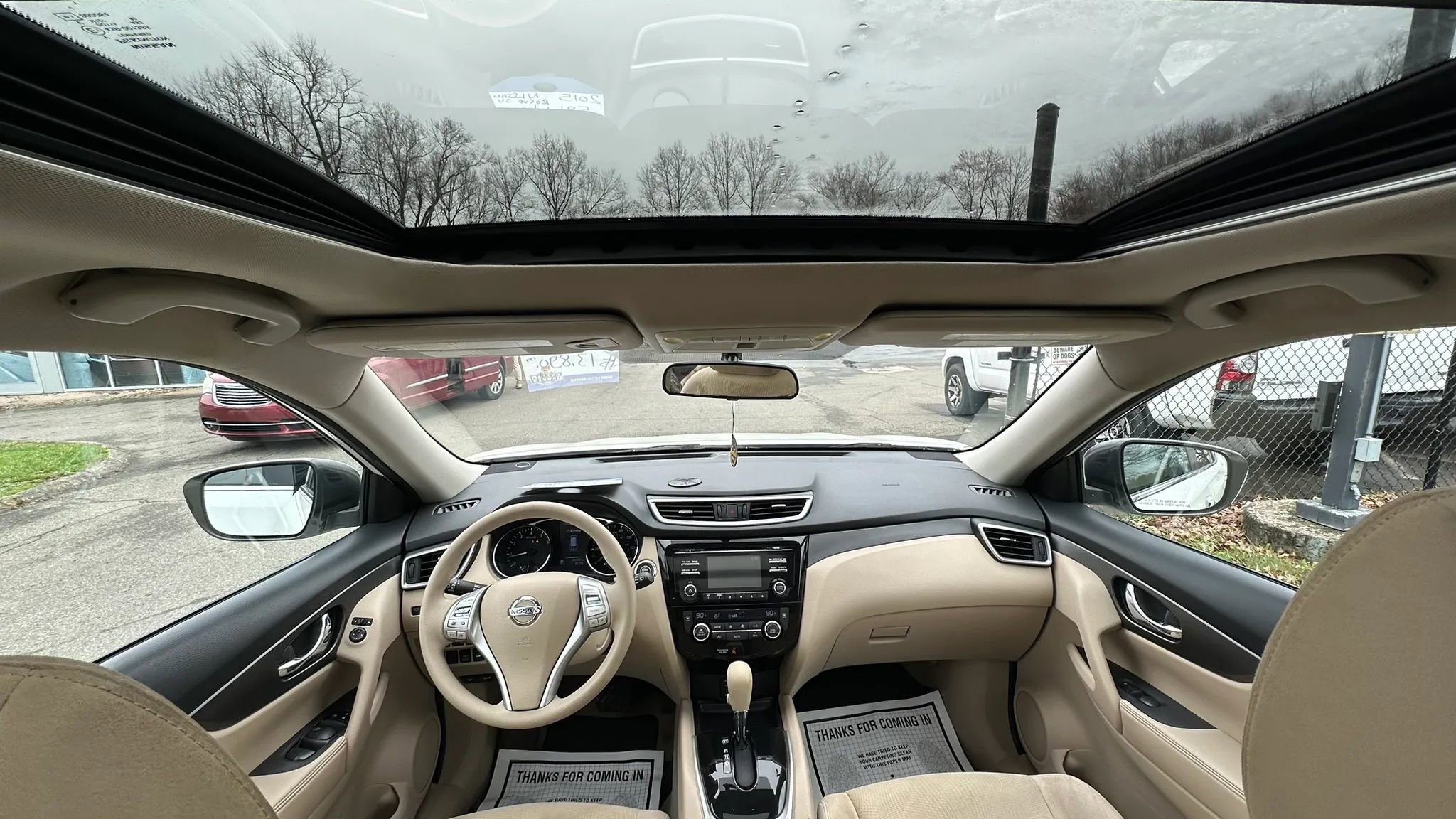 Used 2015 Nissan Rogue SV w/ SV Moonroof Package image 24