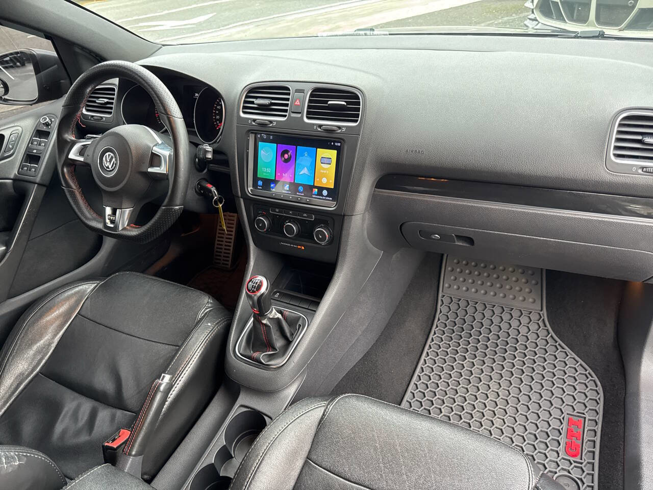 Used 2012 Volkswagen Golf 4-Door image 15