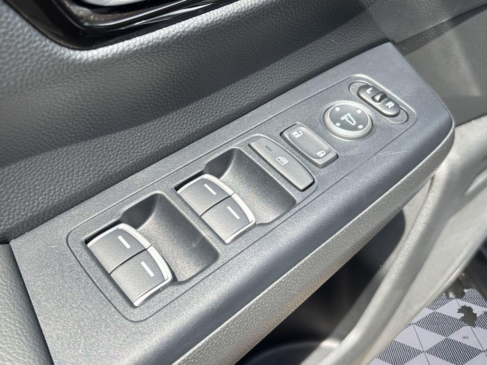 Used 2023 Honda CR-V EX-L image 21