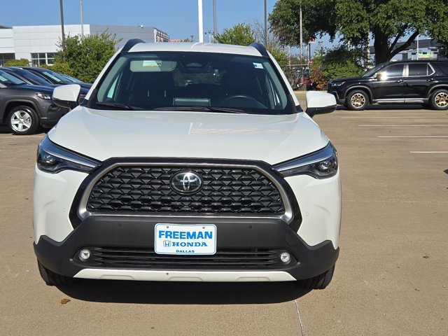 Used 2023 Toyota Corolla Cross XLE AWD/4WD image 2