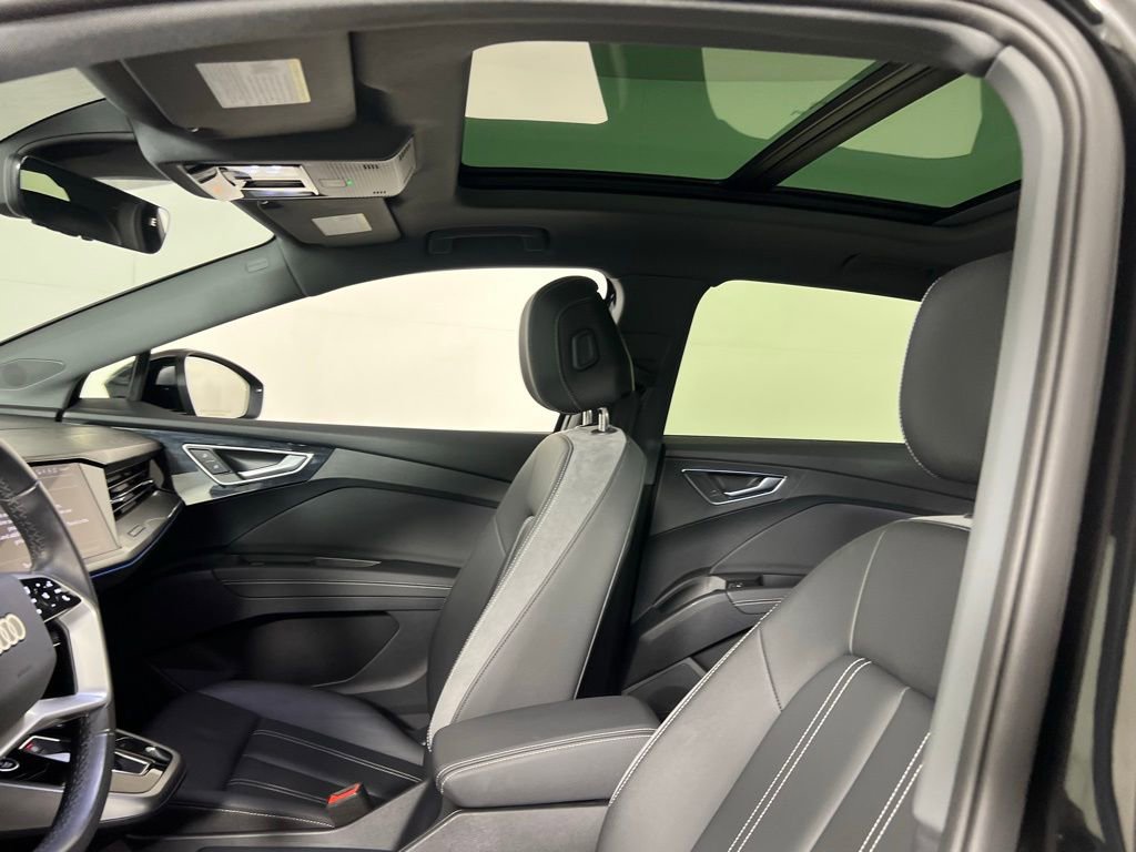 Used 2024 Audi Q4 e-tron Premium Plus w/ Premium Plus image 25