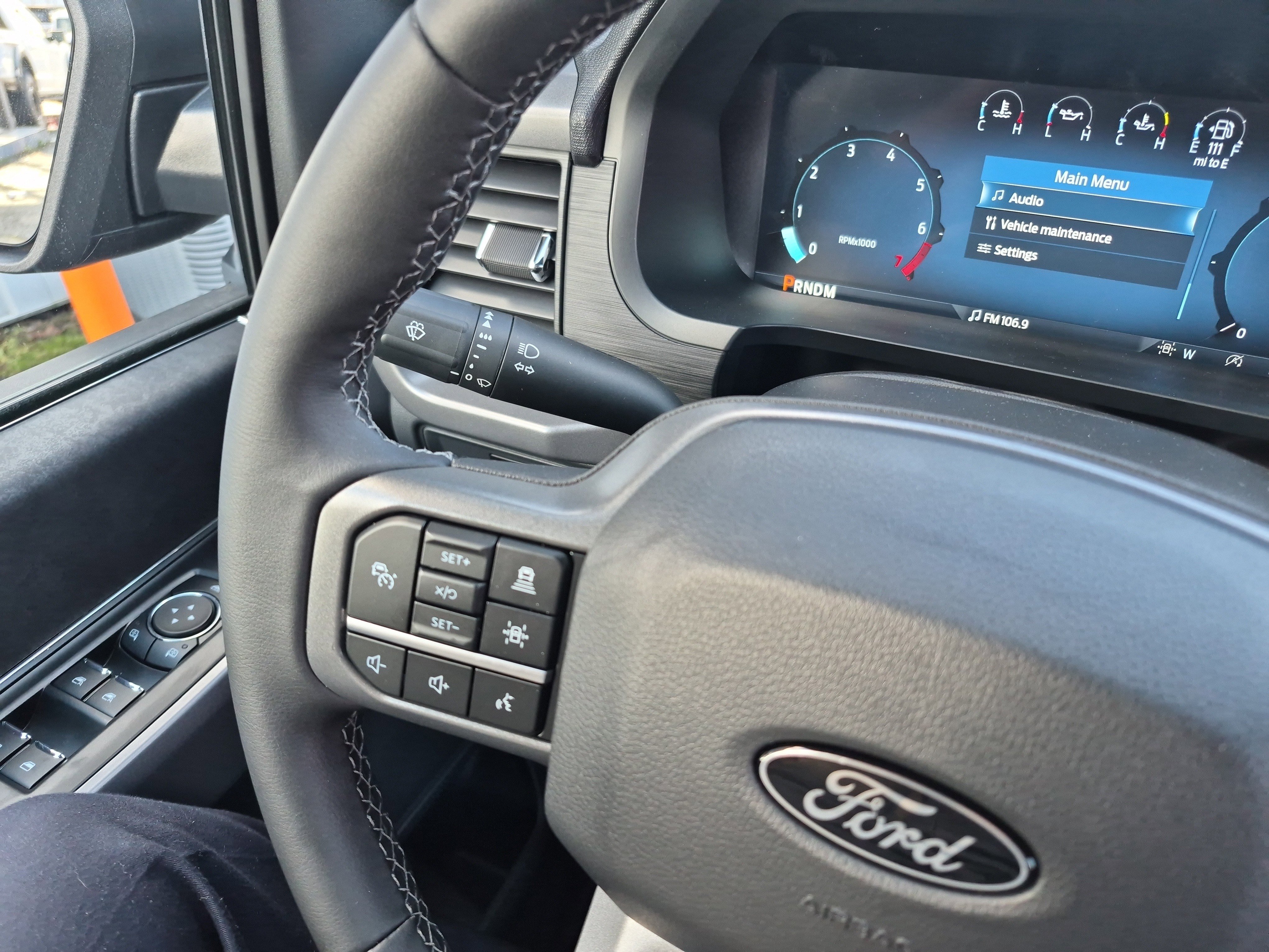 New 2025 Ford F150 XLT w/ Equipment Group 302A MID AWD/4WD image 27