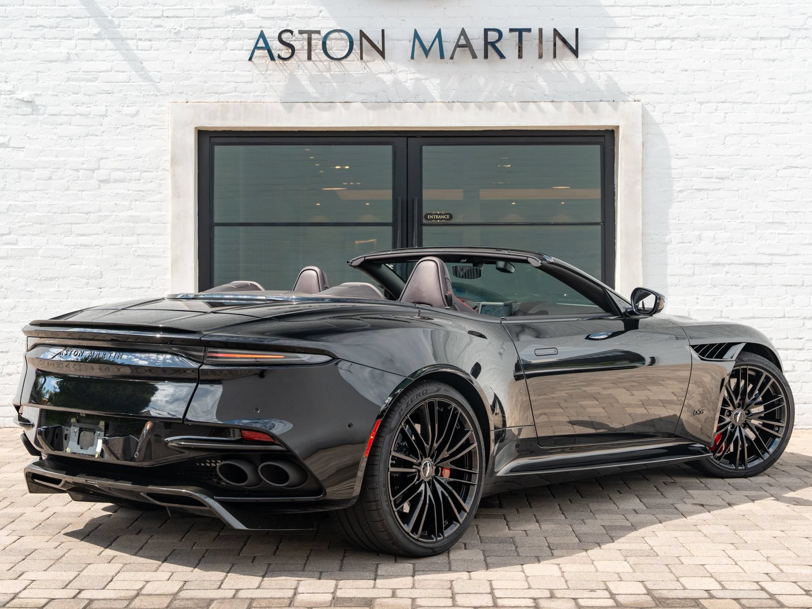 Used 2023 Aston Martin DBS Superleggera Volante RWD image 34