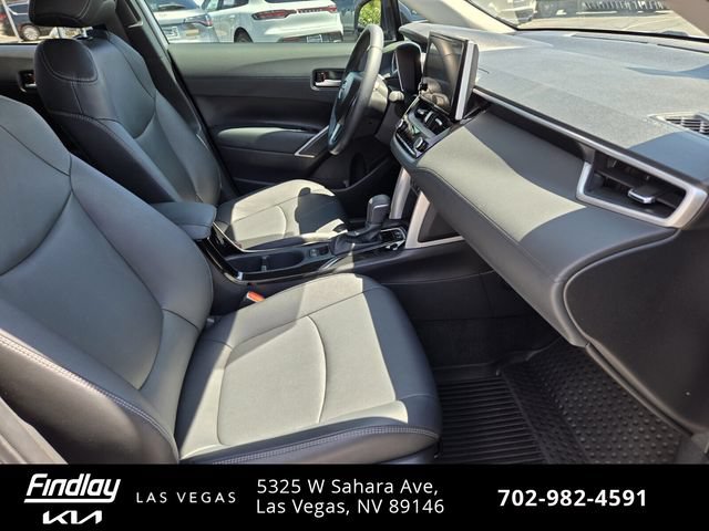 Used 2025 Toyota Corolla Cross XLE w/ Convenience Package FWD image 20