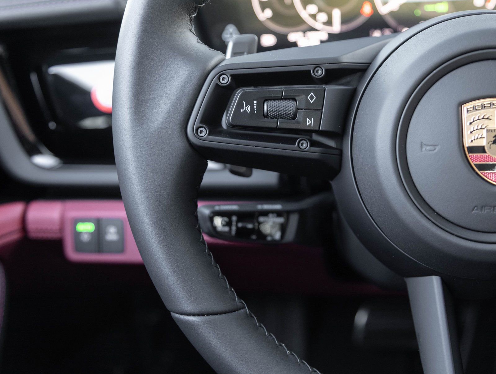 New 2026 Porsche Panamera 4S image 15