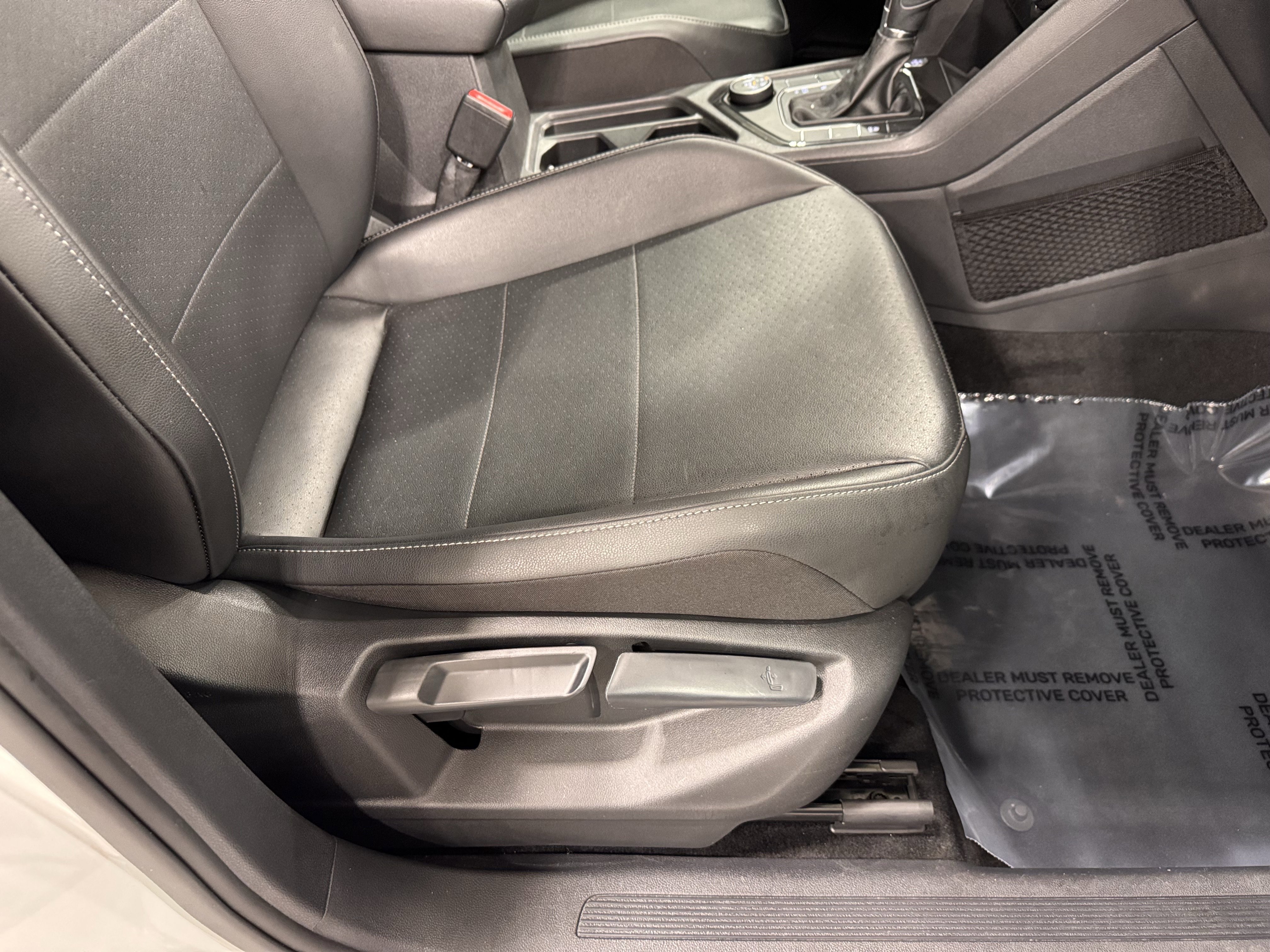 Used 2019 Volkswagen Tiguan SE w/ Panoramic Sunroof Package image 26