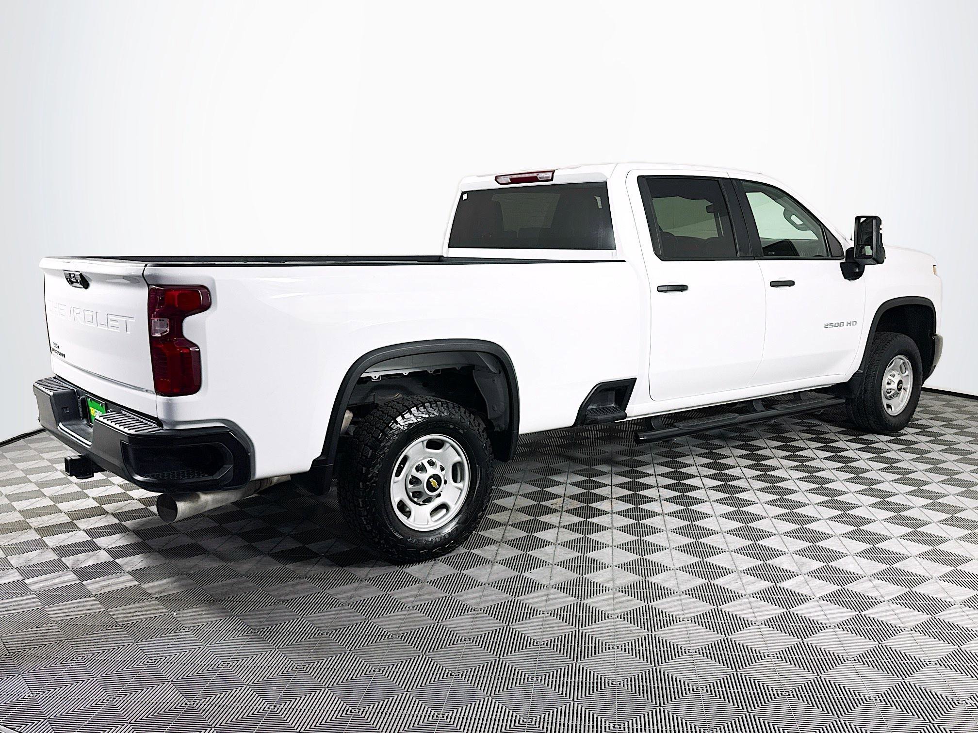 Used 2024 Chevrolet Silverado 2500 W/T AWD/4WD image 10