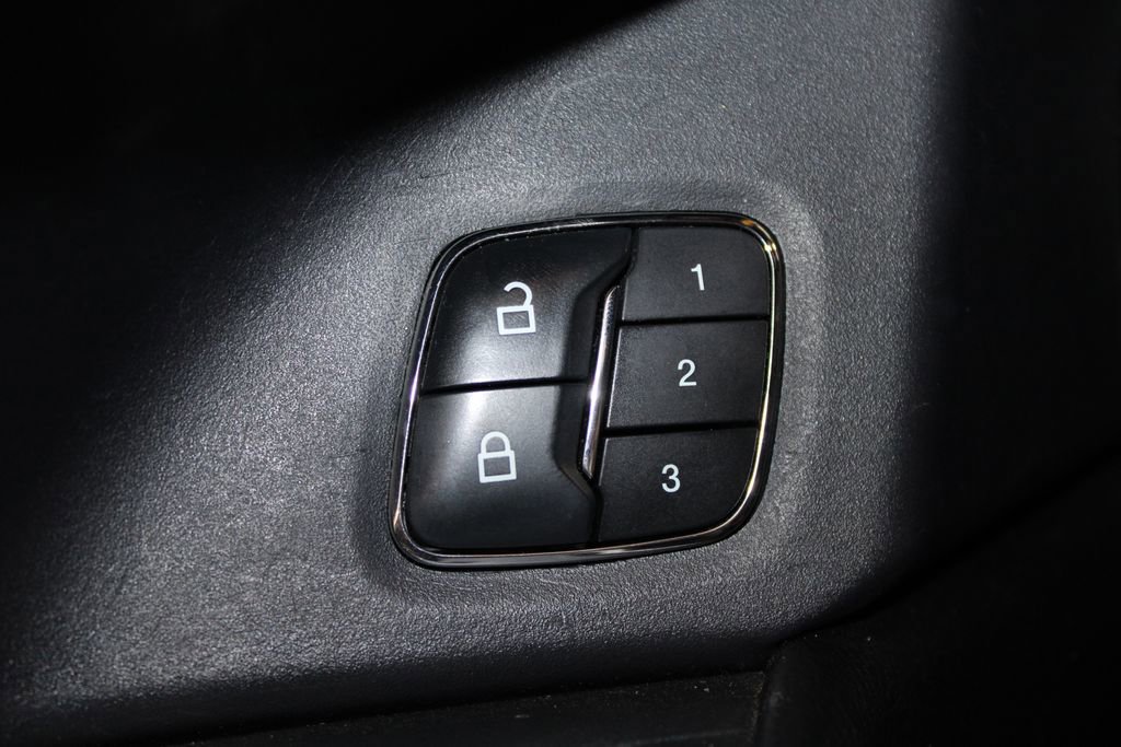 Used 2019 Ford Expedition XLT w/ Equipment Group 202A image 37