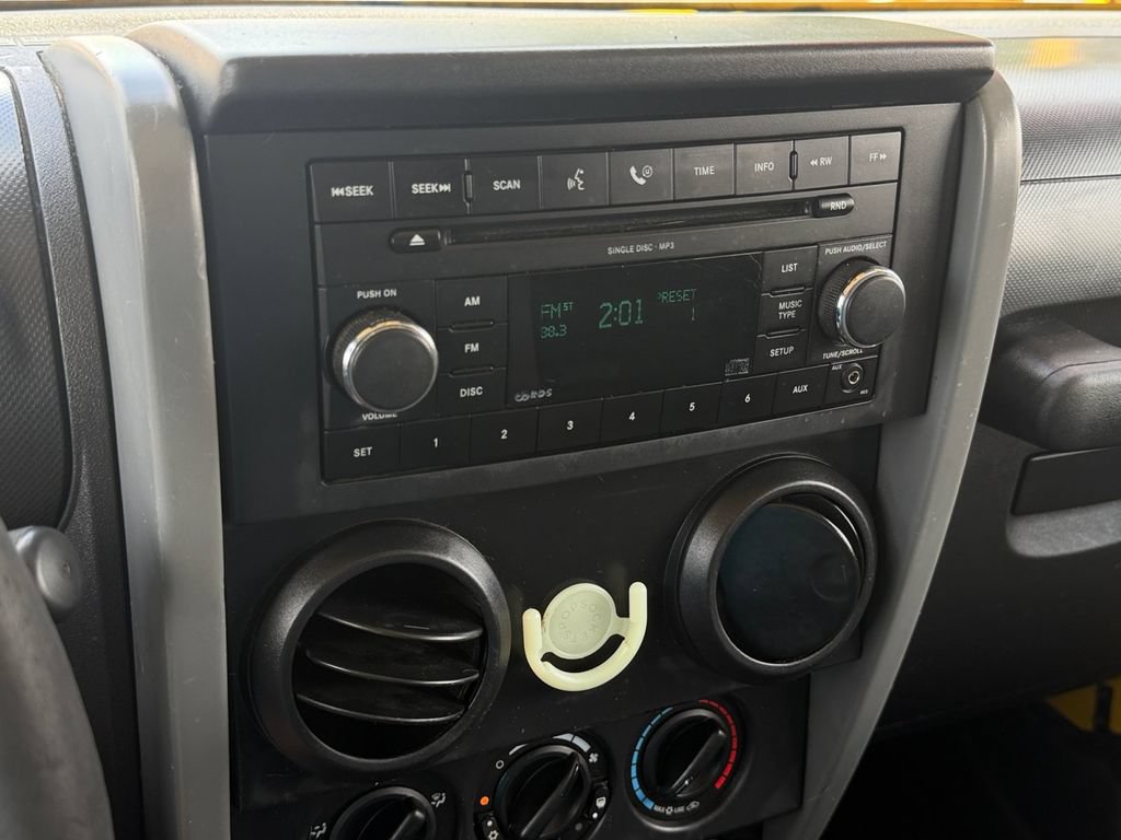 Used 2008 Jeep Wrangler Unlimited X AWD/4WD image 22