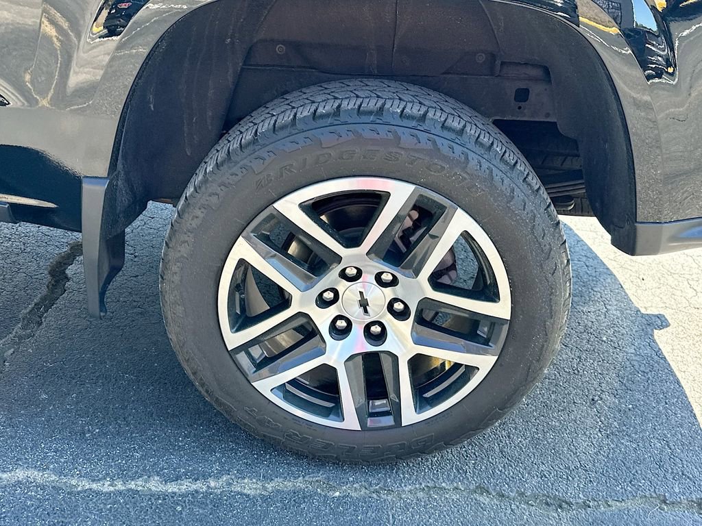 Used 2023 Chevrolet Colorado Z71 w/ Advanced Trailering Package AWD/4WD image 24