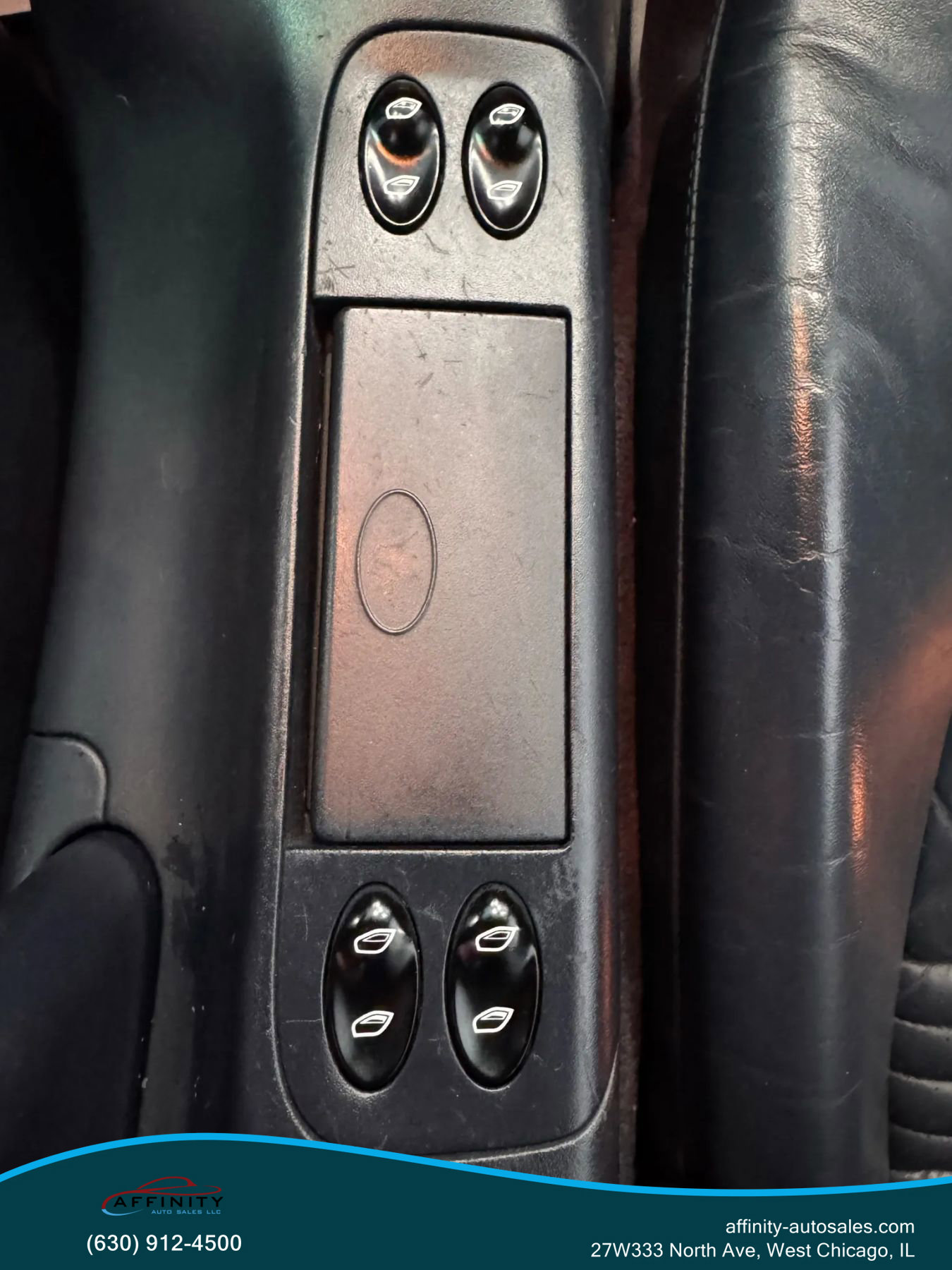 Used 2002 Porsche 911 Cabriolet image 30