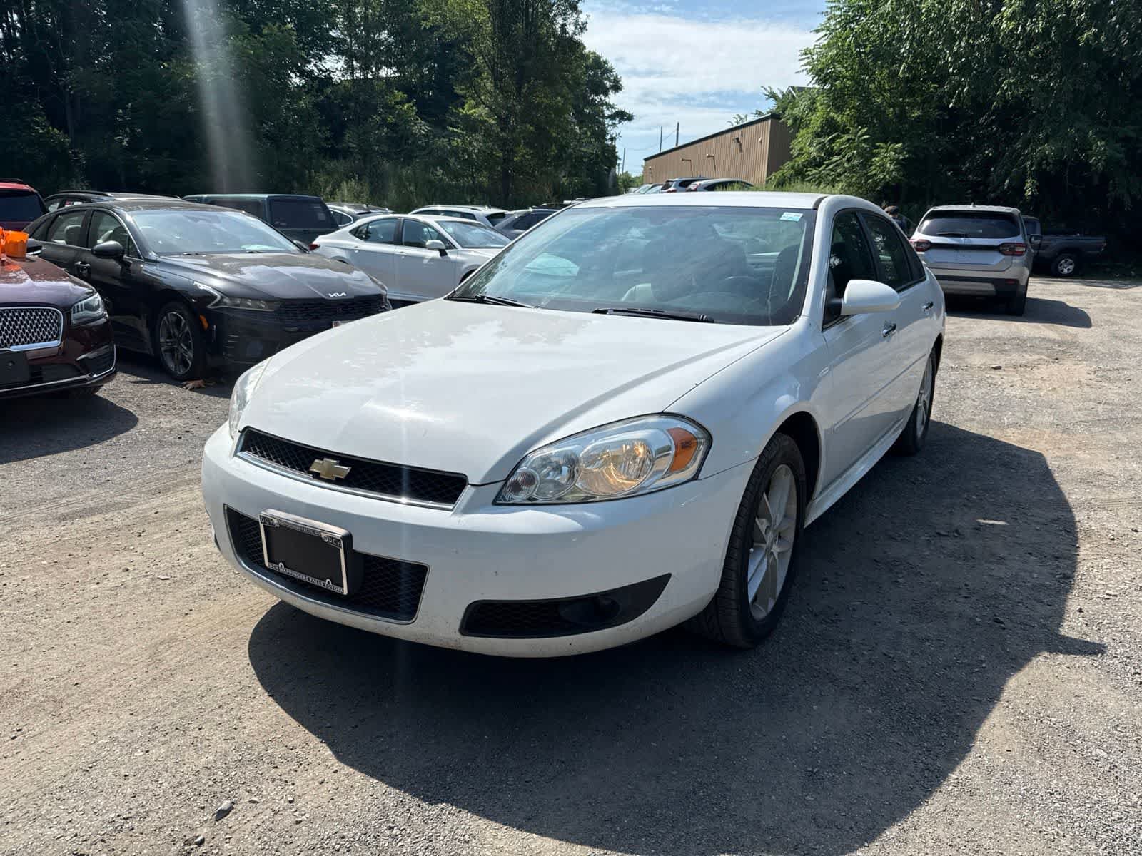 Used 2014 Chevrolet Impala LTZ FWD image 2