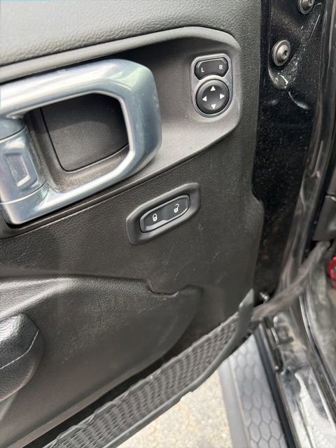 Used 2021 Jeep Wrangler Sport S image 11
