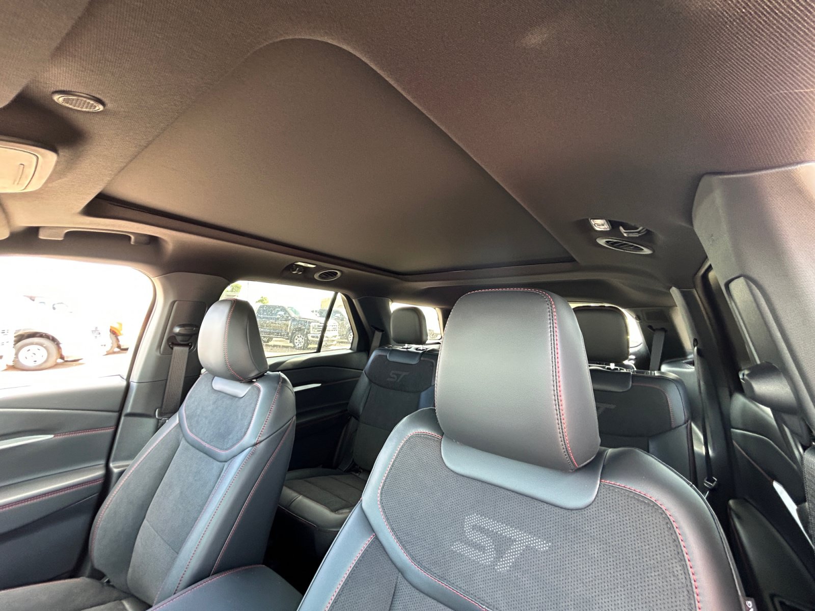 New 2026 Ford Explorer ST w/ Sun And Sound Package AWD/4WD image 33