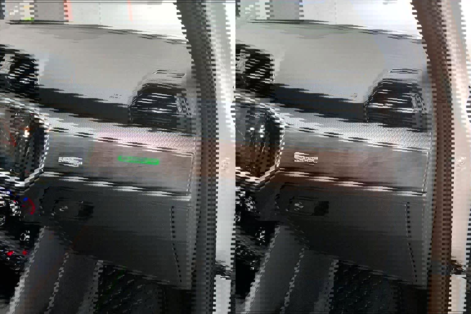 Certified 2023 Audi Q3 2.0T Premium Plus w/ Premium Plus Package image 18