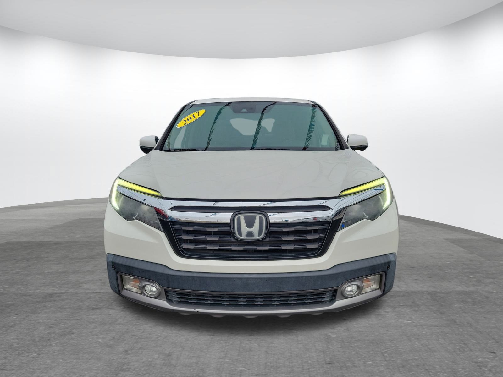 Used 2017 Honda Ridgeline RTL-E image 2