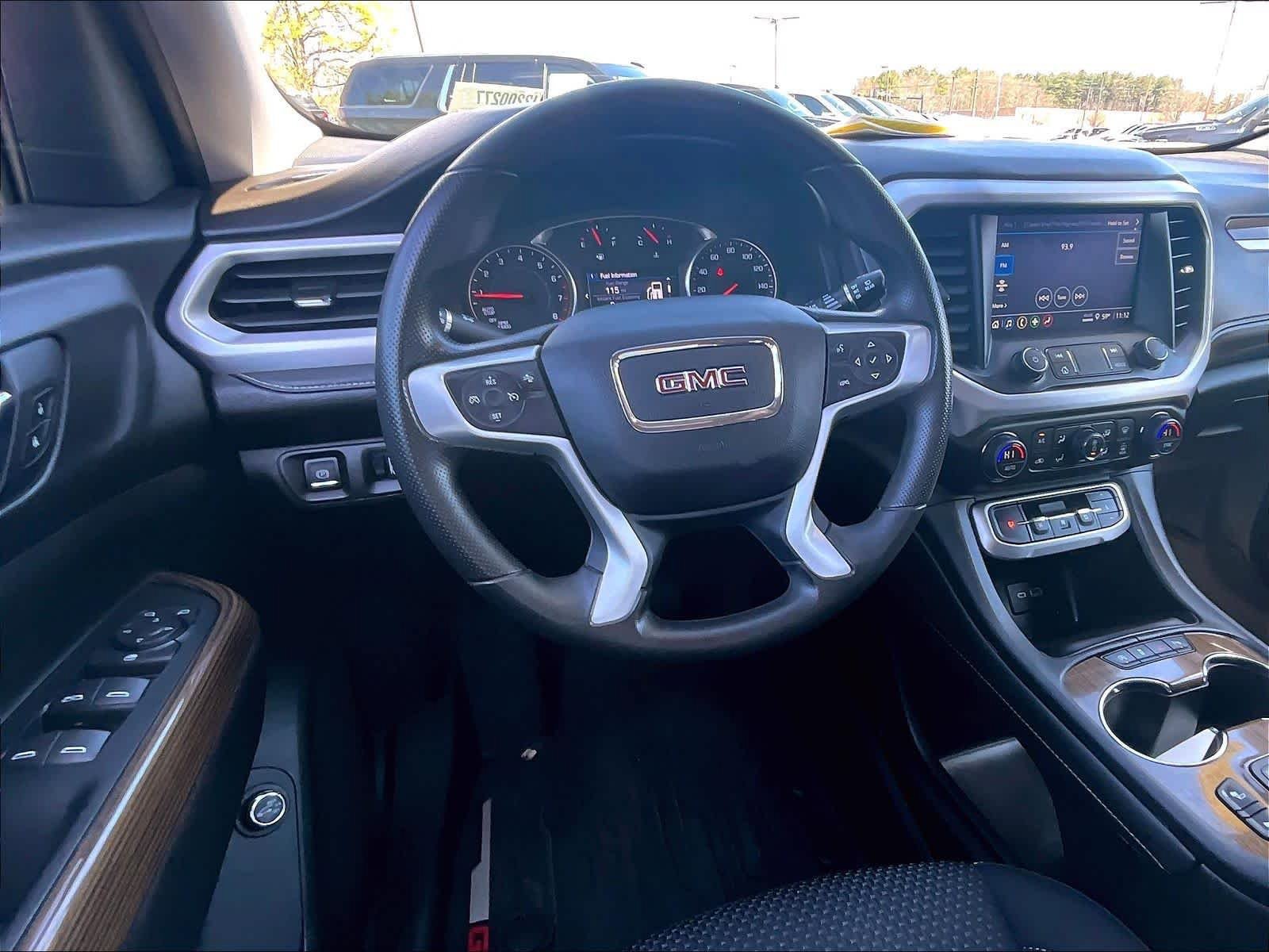 Used 2023 GMC Acadia SLE w/ Driver Convenience Package AWD/4WD image 17