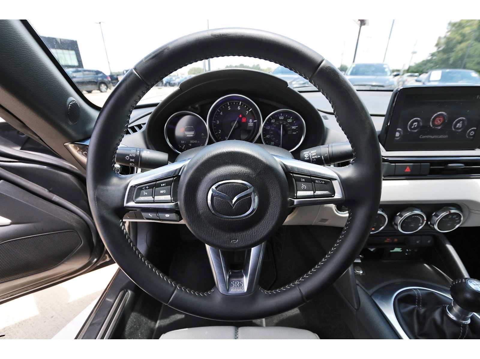 Used 2021 MAZDA MX-5 Miata Grand Touring RWD image 9