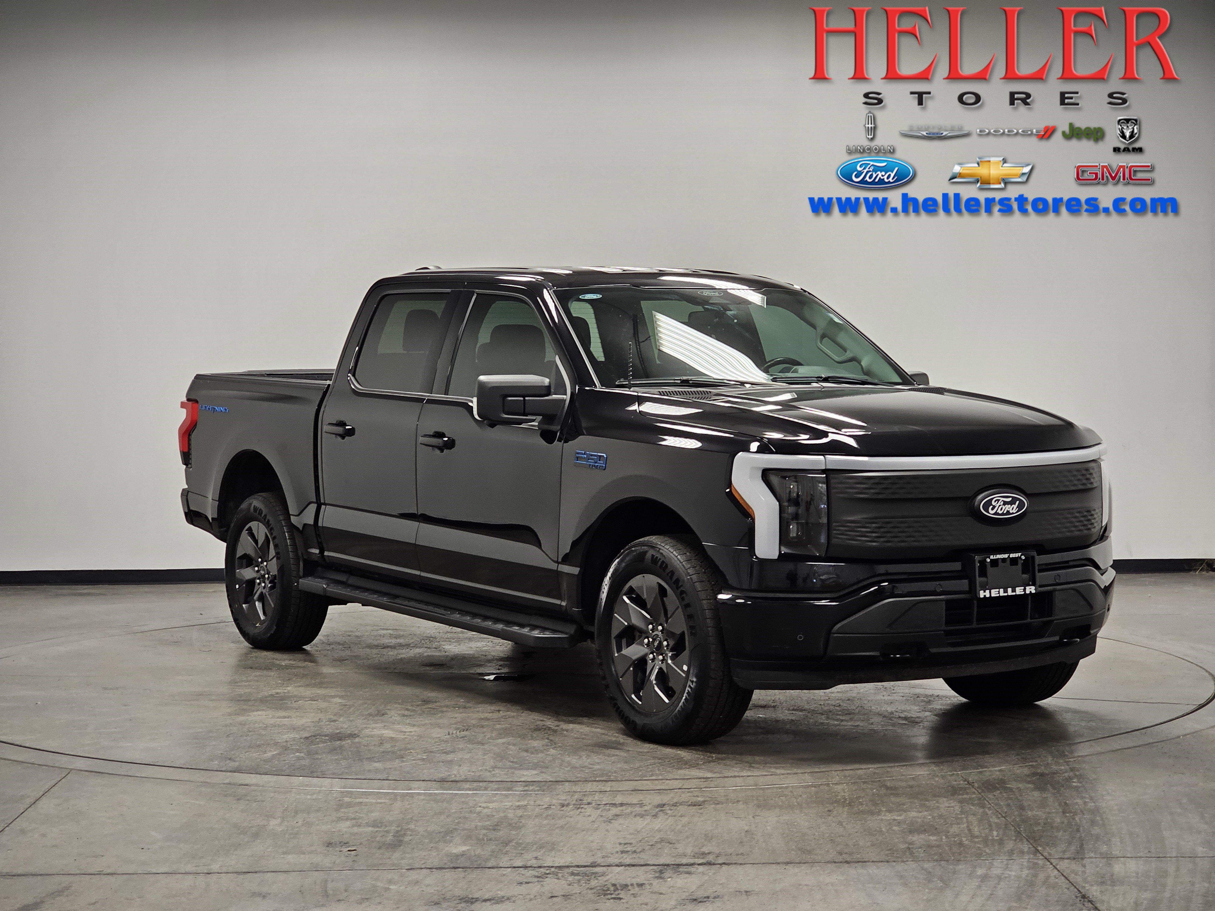 Used 2024 Ford F150 Lightning Flash image 1