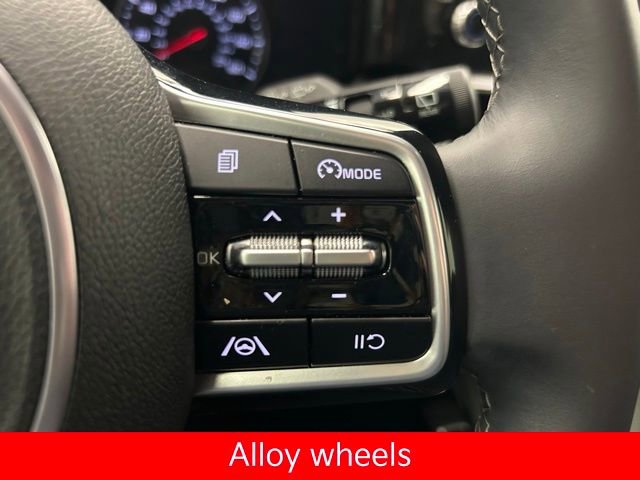 Used 2023 Kia Sorento S image 31