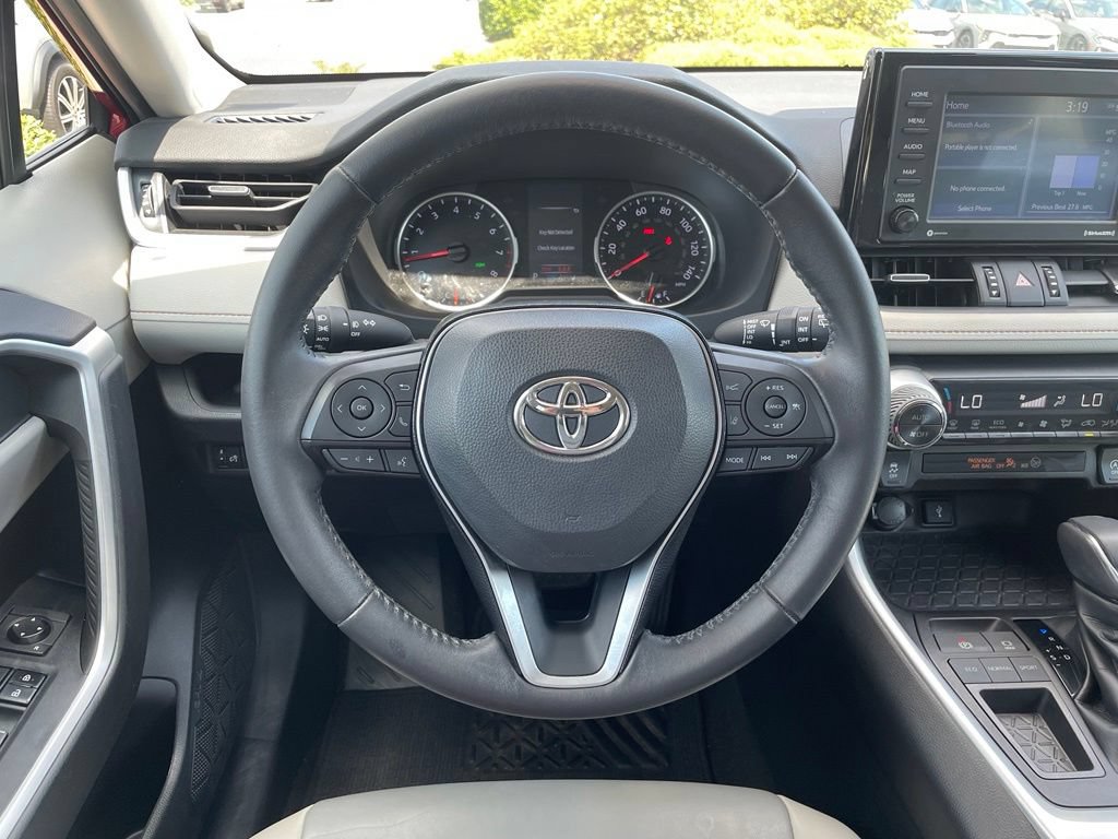 Used 2021 Toyota RAV4 XLE Premium FWD image 14