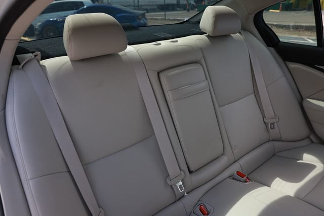 Used 2018 INFINITI Q50 Luxe w/ Cargo Package (L95) RWD image 17