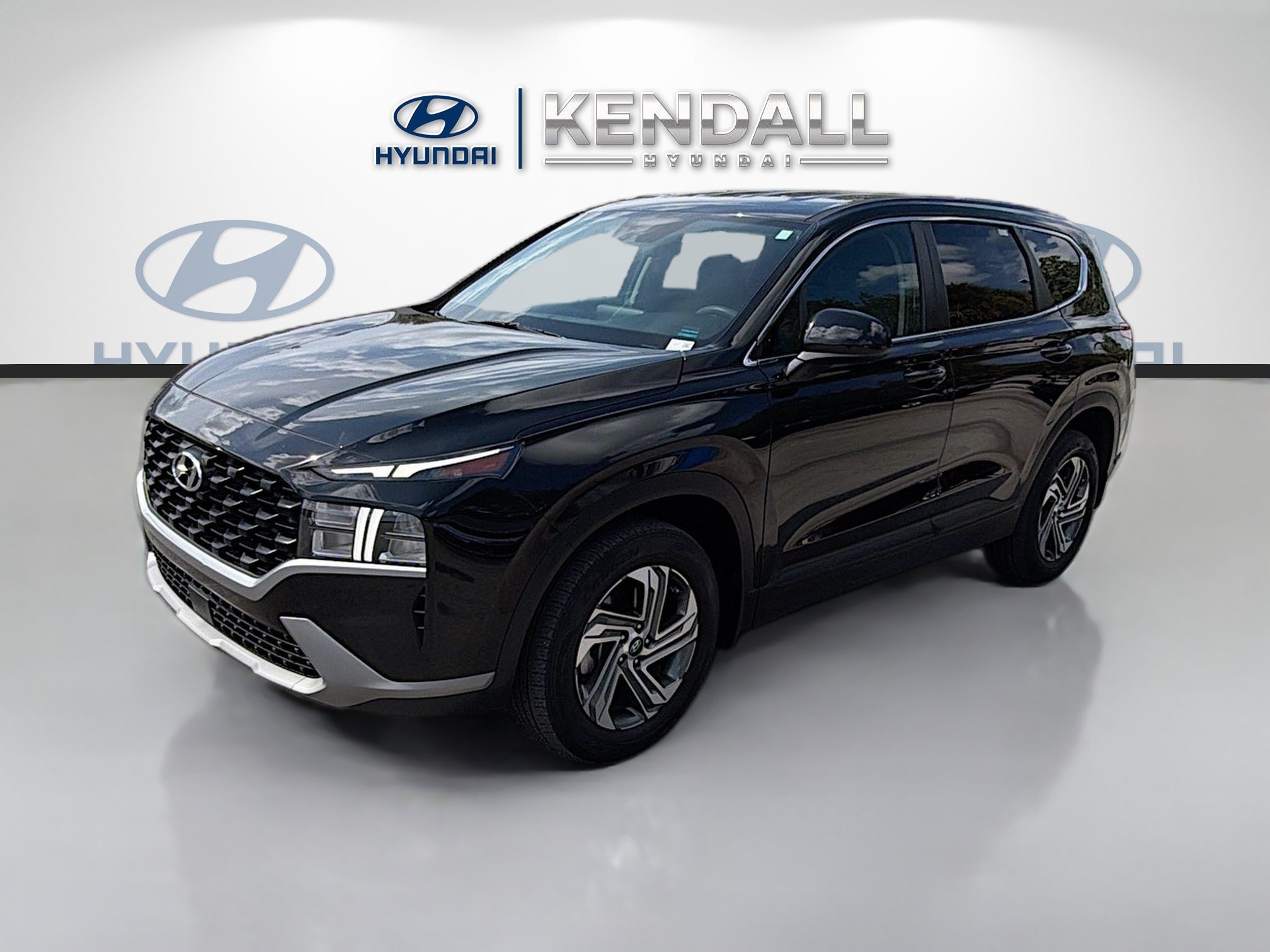 Used 2023 Hyundai Santa Fe SE FWD image 3